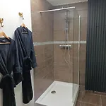 Cocon Romantique Avec Jacuzzi Exterieur