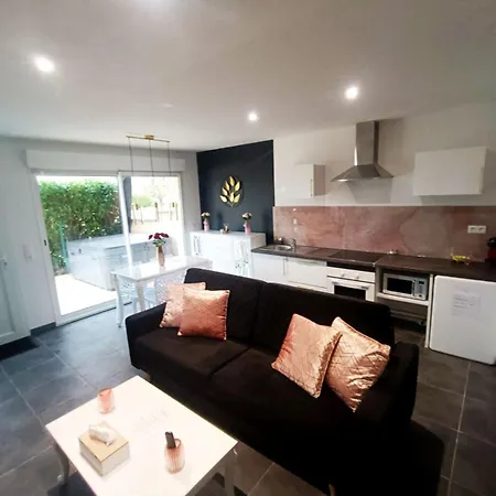 Cocon Romantique Avec Jacuzzi Exterieur Nyaraló Rosières-près-Troyes